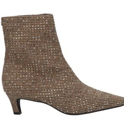Crystal heel