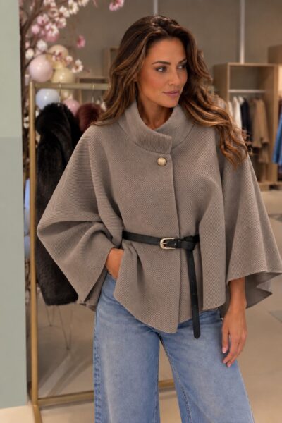 Paris poncho