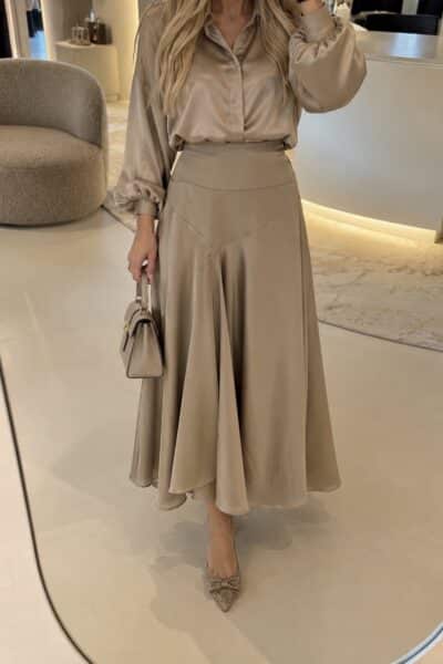 Split skirt